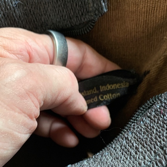 Elegant Tan and Black Woven Handbag - Picture 7 of 7